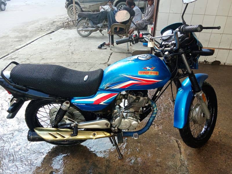 125 deluxe 2022 1