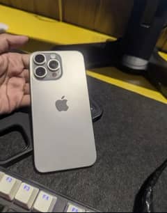 Iphone 15 pro max 256 gb 10 10 no scratches