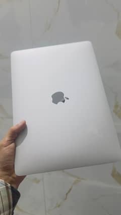 MacBook