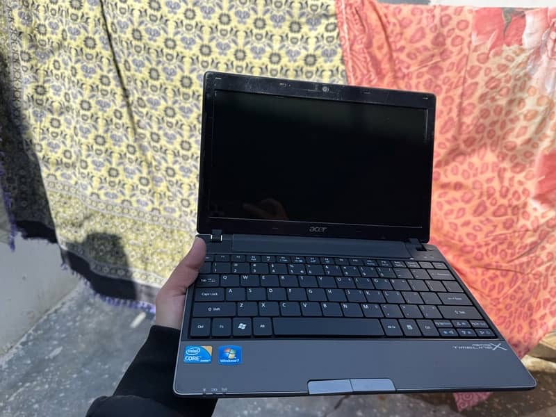 Acer 1830 2
