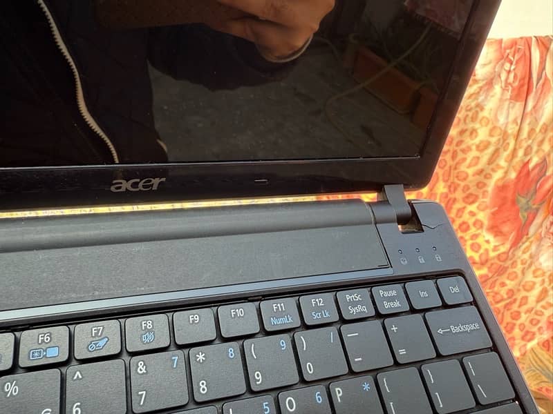 Acer 1830 3