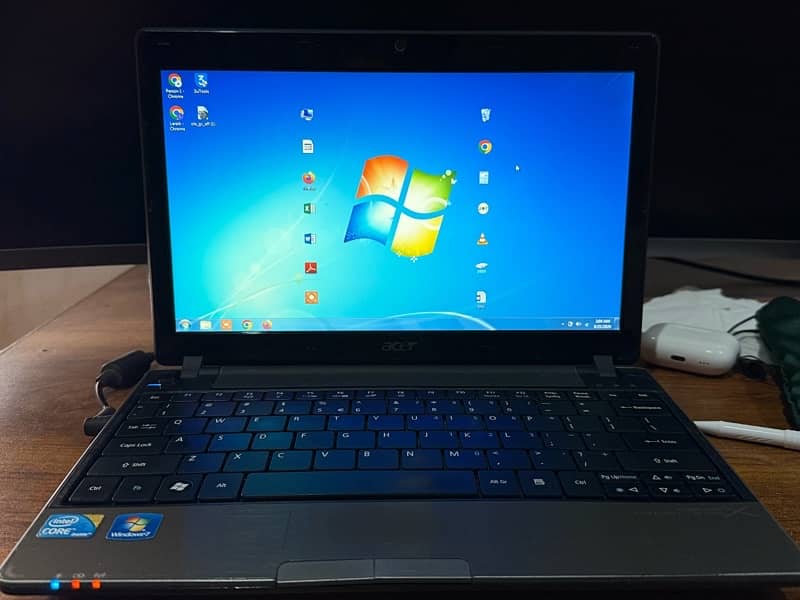 Acer 1830 8