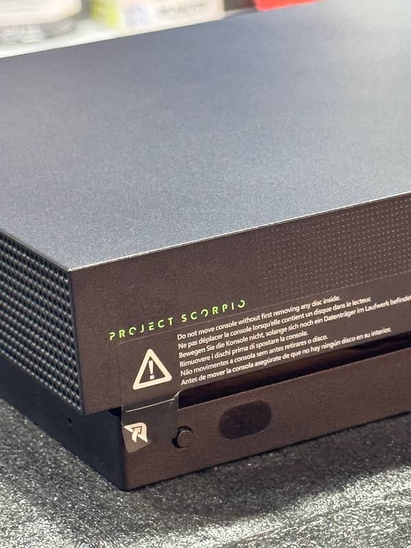Xbox One X 1TB Project Scorpio Edition 1
