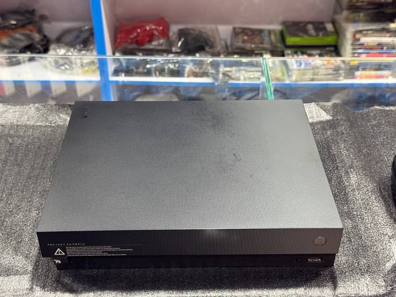 Xbox One X 1TB Project Scorpio Edition 3