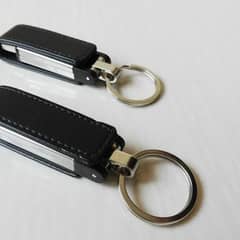lather usb 32gb available with warranty
