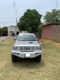 Mitsubishi Pajero 1993