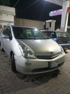 Toyota Prius 2010 2013 register urgent Sale