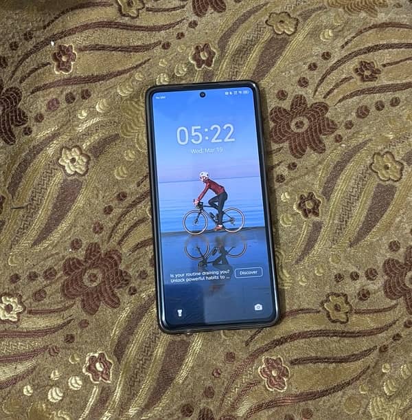 Techno Camon 20 Pro 8+8GB 256GB with complete Box 0
