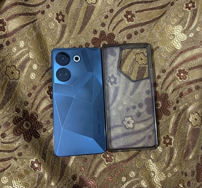 Techno Camon 20 Pro 8+8GB 256GB with complete Box 2