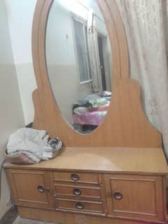 dressing table