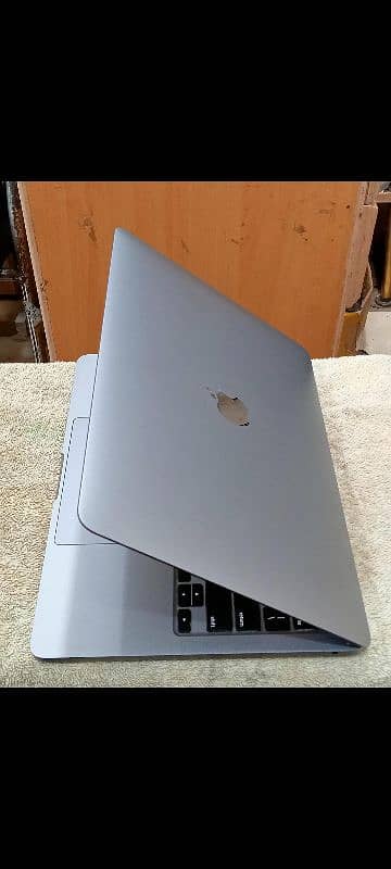 MacBook Pro M1 2020 16GB 256GB & 16GB 512GB 13" CTO Model 14