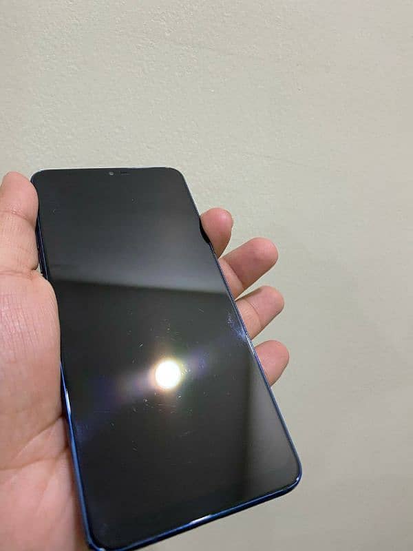 LG G7 Thinq 4/64 For Sale Only Call No Message 4