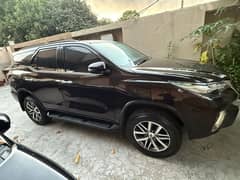 Toyota Fortuner VVTI 2019 Petrol