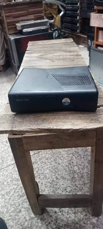 Xbox 360 slim jtag 250gb with Kinect games installed already 3
