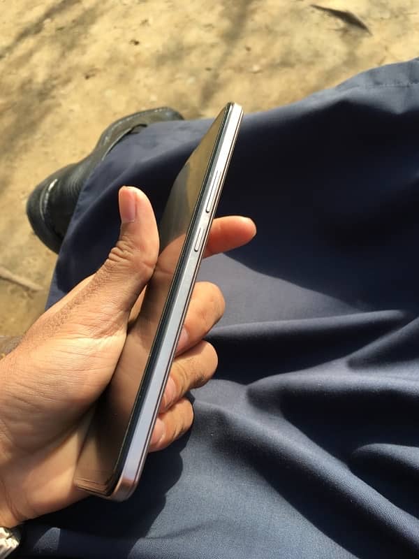 Vivo v23e 12 Ram 256 Rom with Box 5
