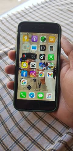 Iphone 6 32gb lush condition feels like new