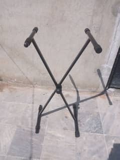 piano stand