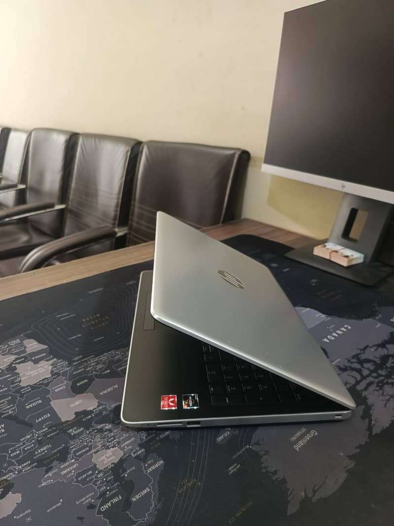 HP Laptop 15-db0xxx AMD Ryzen 5 2500U with Raden Vega COD available 4