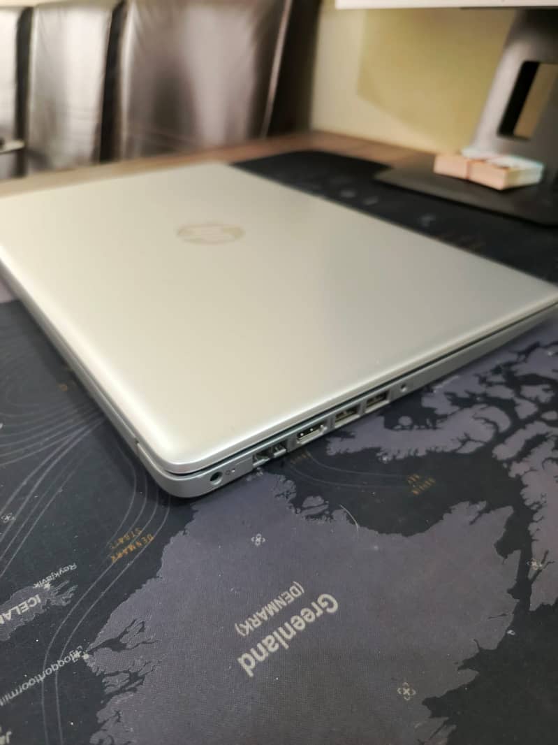 HP Laptop 15-db0xxx AMD Ryzen 5 2500U with Raden Vega COD available 10