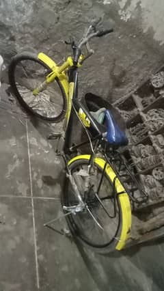 cycle for sale gear wali condition 10/10 RS 12000/-