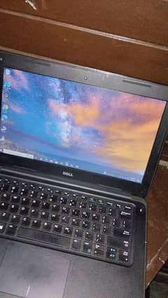 Dell laptop core i3.6 Generation