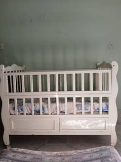 baby cot