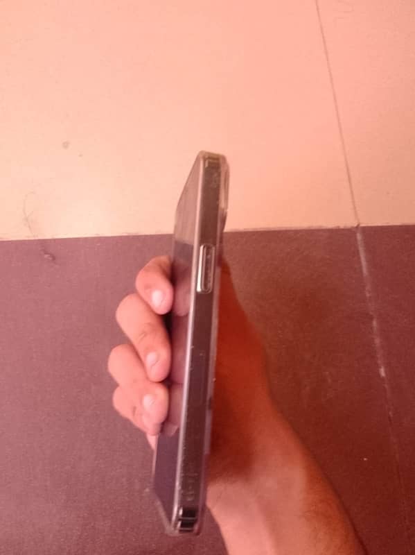 iPhone 13 jv non pta LLA model 4