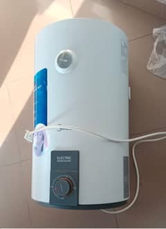 MIDEA ELECTRIC STORAGE GEYSER 30 LITER Model D30-20FN