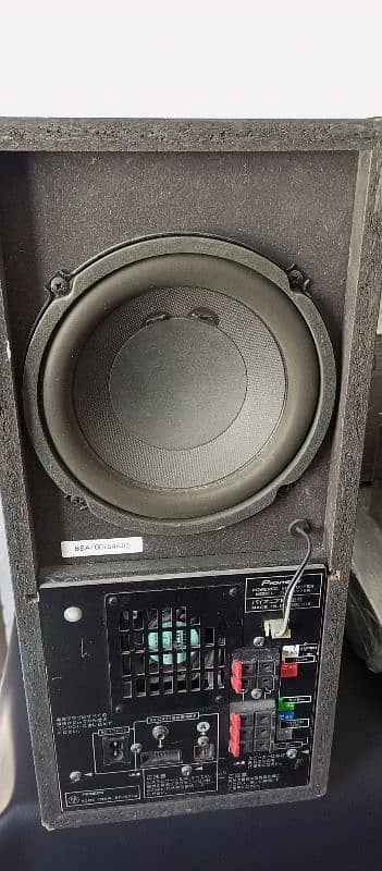 Yamaha Home Theater with 1 x Active Pioneer Subwoofer 5