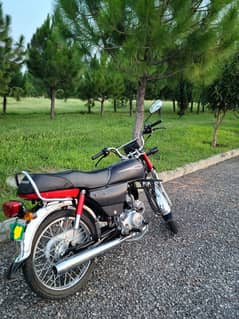 Honda cd 70 9/10 condition Red