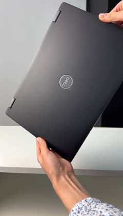 Dell Latitude 7390 2 in 1 i5 8th gen (Touch 360 rotatable)