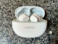 realme earphone