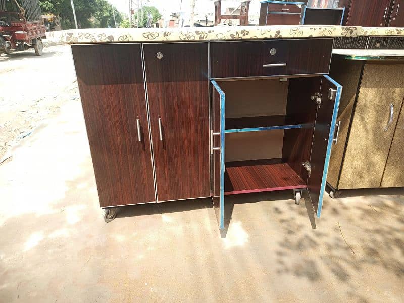 Ironing table | iron stand clothes 2