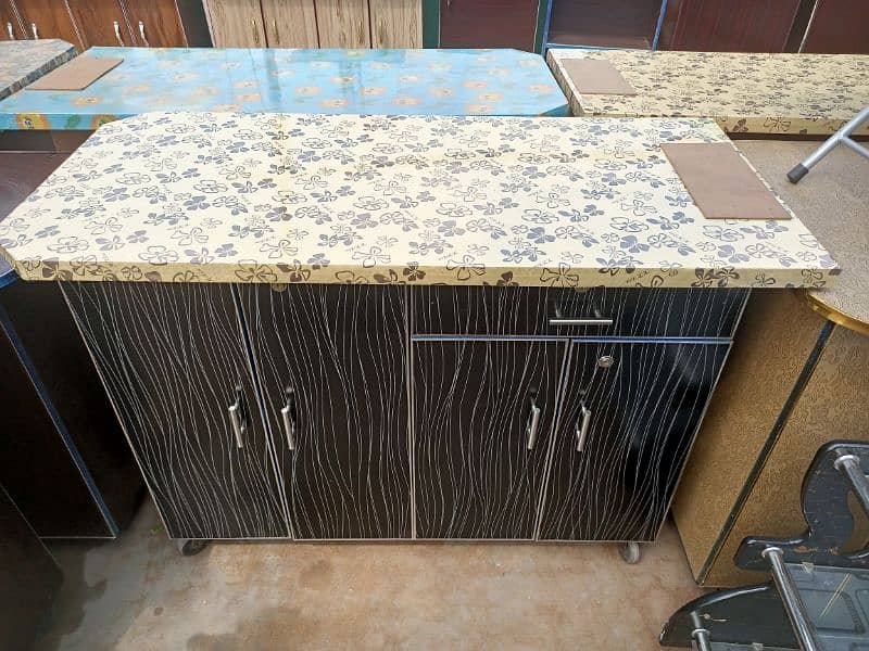 Ironing table | iron stand clothes 4