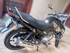 YBR125G-2018-Black