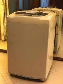 Branded good condition Full Automatic Wasing Machine