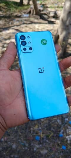 OnePlus 9R 8gb 258gb pta prof 10 by 10