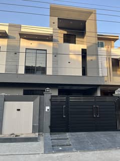 10 Marla Double Storey Brand Mew House For Sale In Nawab Town Prime Location