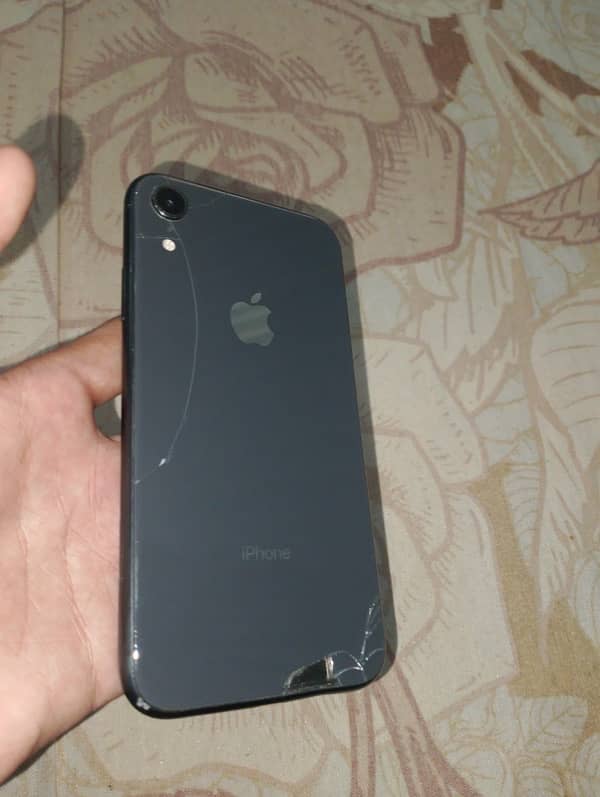 iphone xr JV 0