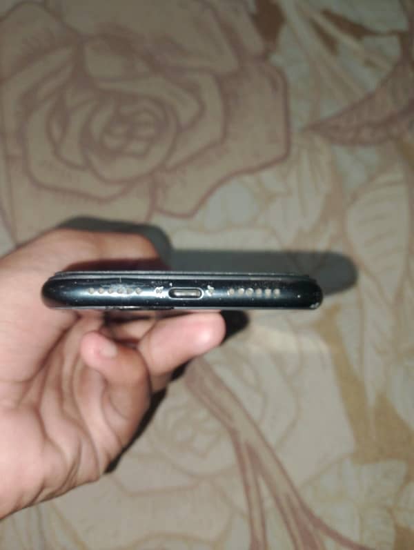 iphone xr JV 8