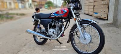 bike ma kise kisam ka koi falt nhi h jis bhi na lana h 03107101664 pr