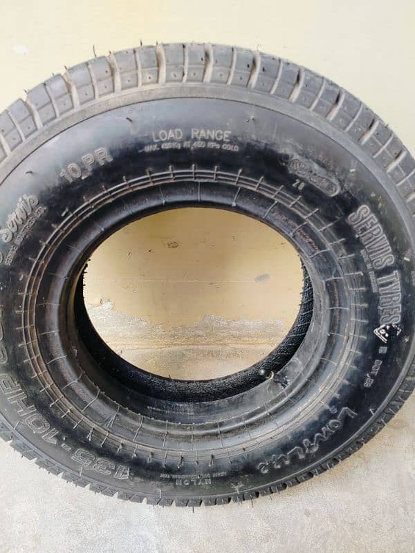 Rickshaw Service Tyre & Type 0