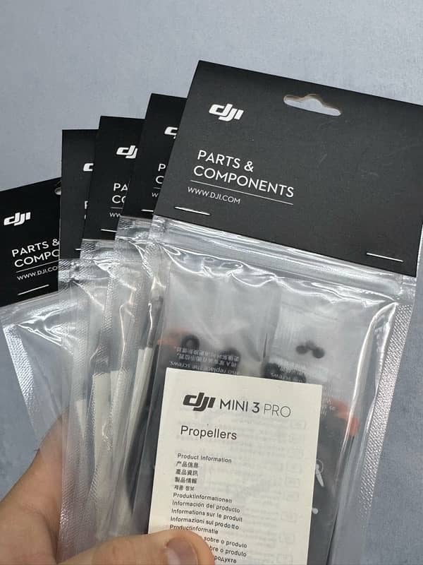 DJI 3T & Mini 3/4 Series Charging Hub & Propellers 5