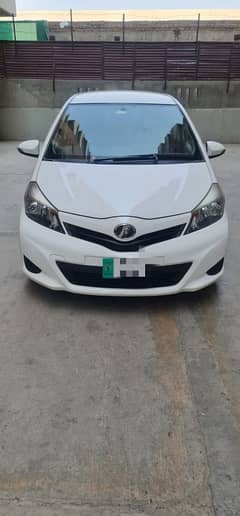 Toyota Vitz 2013 antique car total genuine in condition