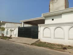 12 Marla Single Storey House Park Facing Available For Sale In King Subhan City Muhammad Pur Road Sahiwal.