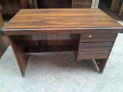 (Office Table) size ; 30×4