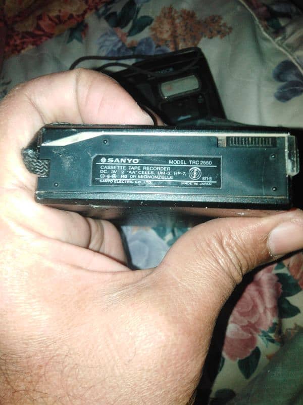 sanyo Walkman antique 1