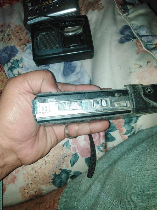 sanyo Walkman antique 5