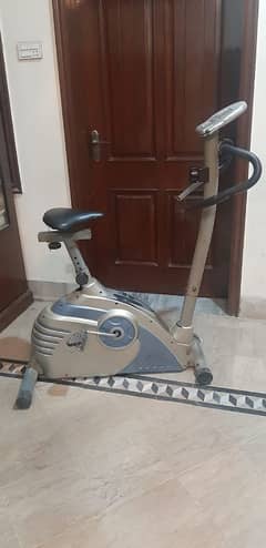 Leg Exercise Machine