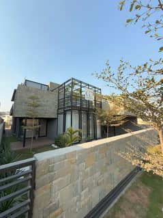 Modern 1 Kanal Top Of The Line Beautiful Designer House For Sale